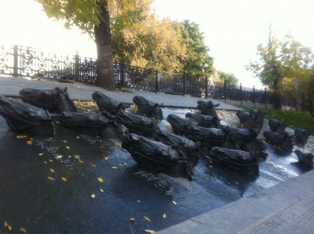 Памятник Шолохову в Москве. Фото Эльвиры Могилевской