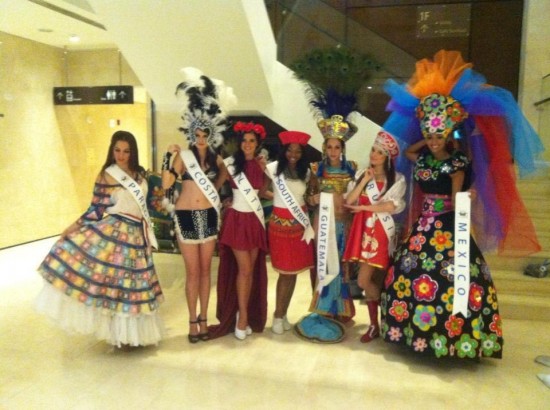 Ростовчанка Дарья Показанкина конкурсе  World Miss University 2012.