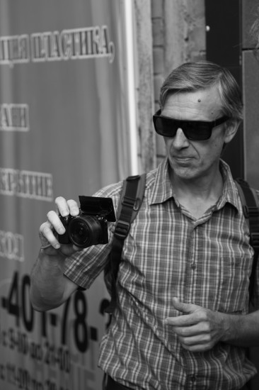 Уличный фотограф и документалист ростовской художественной жизни Андрей Крашеница