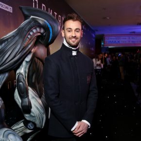 В фильме "Притяжение" задействованы и инопланетяне и ростовчане! В фильме "Притяжение" задействованы и инопланетяне и ростовчане!